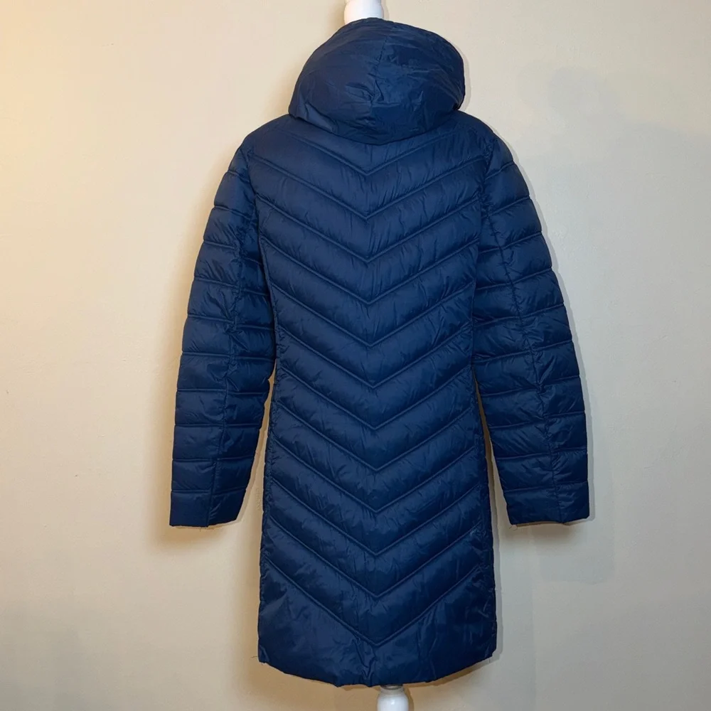 Michael Kors Women's Large Navy Ultra Lightweight Winter Jacket